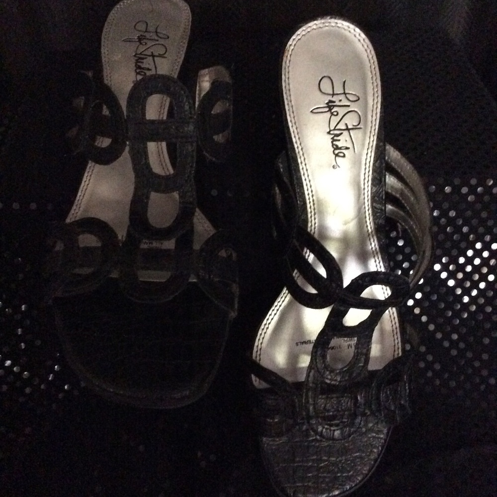 Shoes black mules